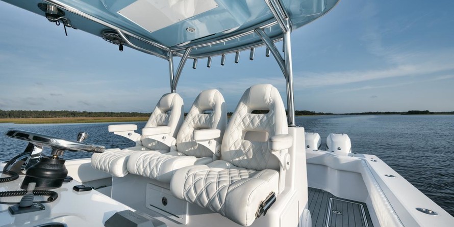 Front Runner 39 Center Console