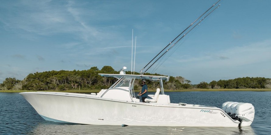 Front Runner 39 Center Console