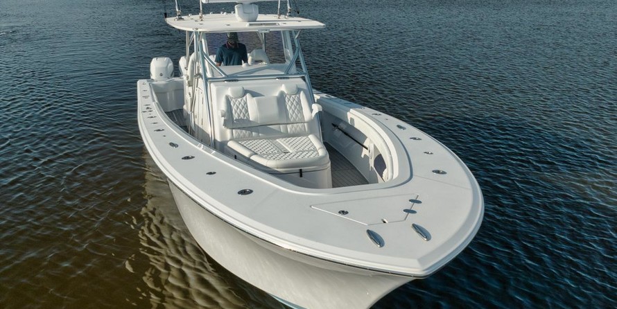 Front Runner 39 Center Console