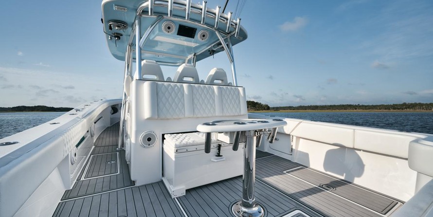 Front Runner 39 Center Console