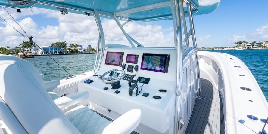 Front Runner 39 Center Console