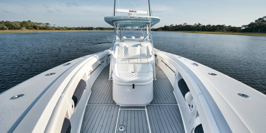 Front Runner 39 Center Console