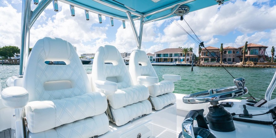 Front Runner 39 Center Console