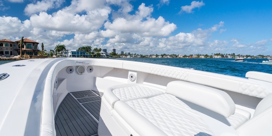 Front Runner 39 Center Console