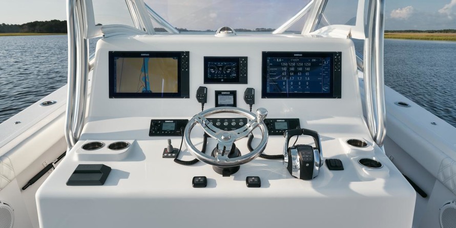 Front Runner 39 Center Console