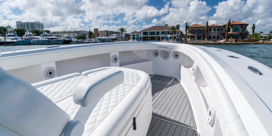 Front Runner 39 Center Console