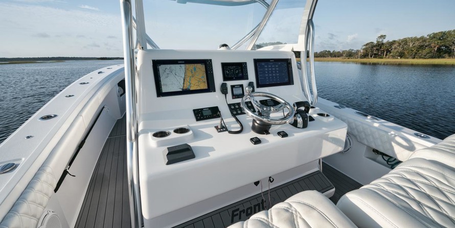 Front Runner 39 Center Console