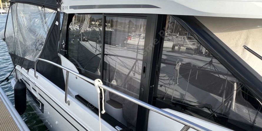 Jeanneau Merry Fisher 895