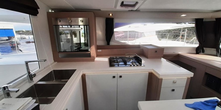 Fountaine Pajot Saona 47