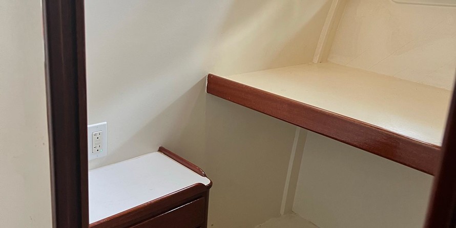 Huckins Out Islander 56