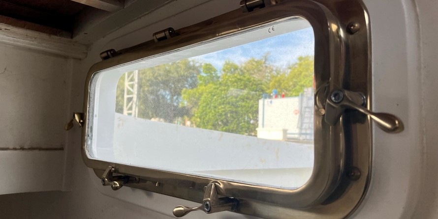 Huckins Out Islander 56