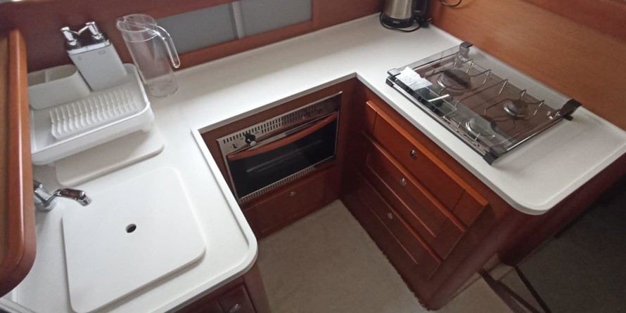 Beneteau Swift Trawler 44