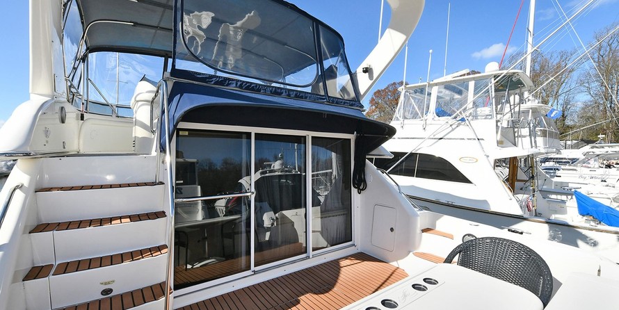Sea ray 450 express bridge
