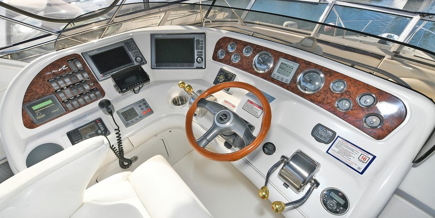 Sea ray 450 express bridge