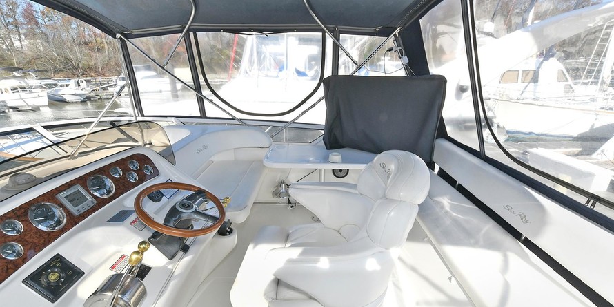 Sea ray 450 express bridge