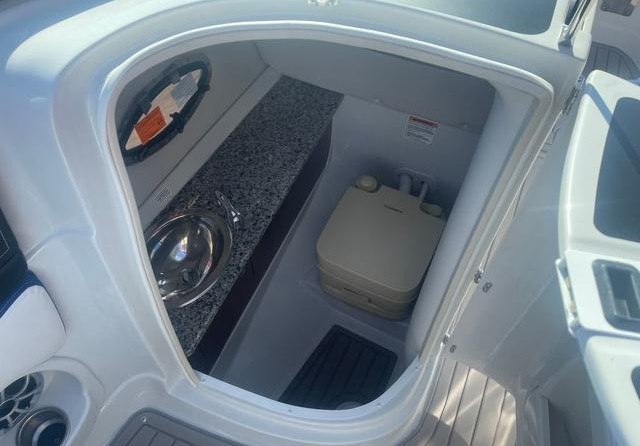 Crownline E 255 Surf