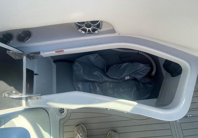 Crownline E 255 Surf