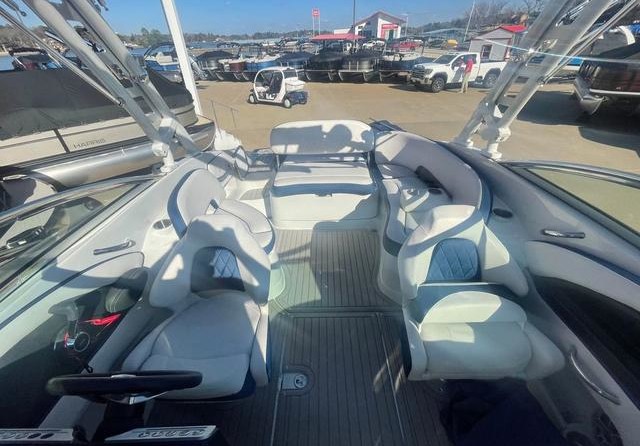 Crownline E 255 Surf