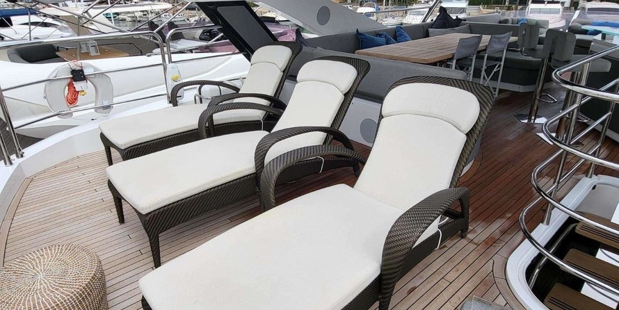 Sunseeker 76 Yacht