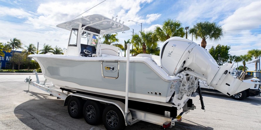 Sea Ray hunt ultra 211