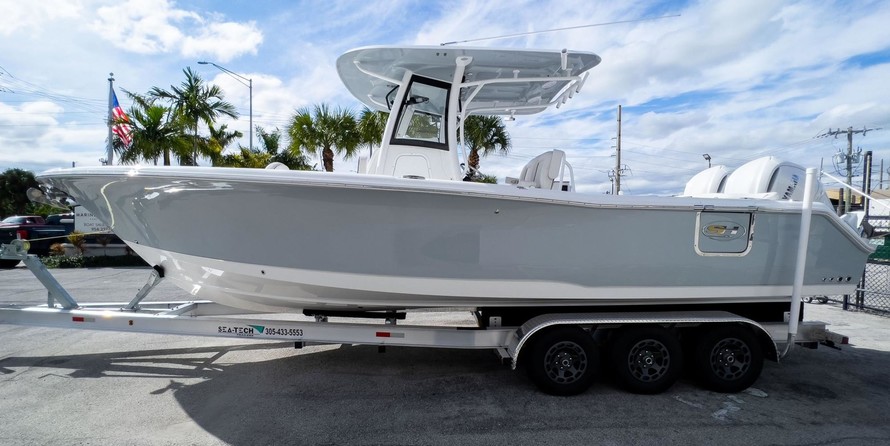 Sea Ray hunt ultra 211