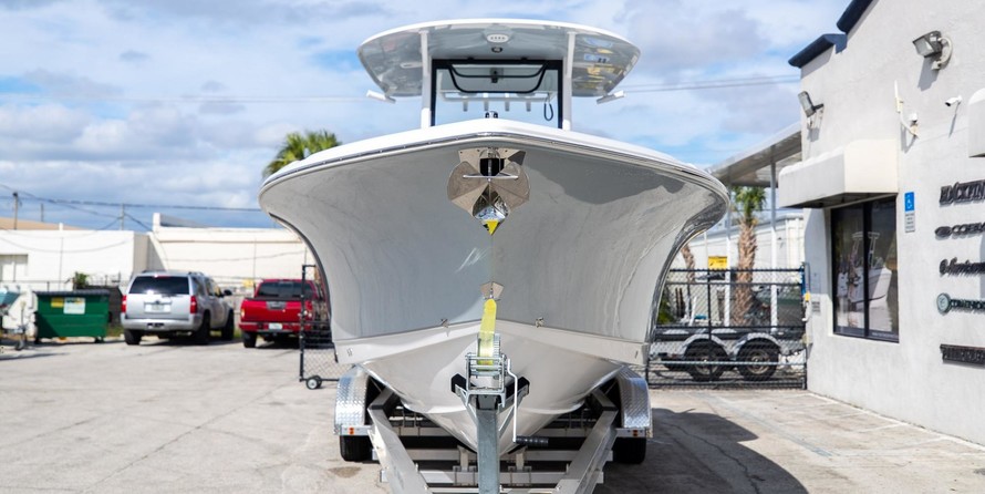 Sea Ray hunt ultra 211