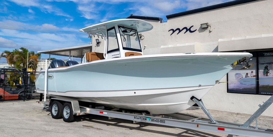 Sea Ray hunt ultra 211