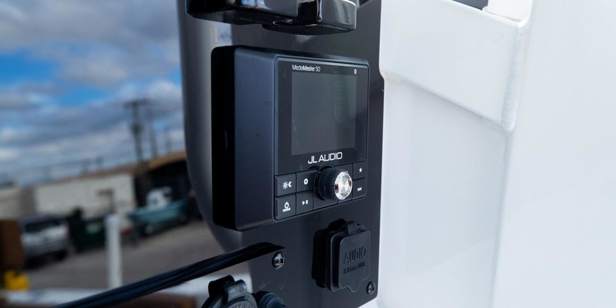 Sea Ray hunt ultra 211