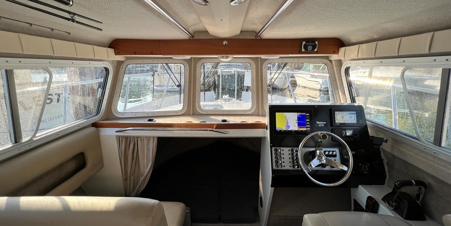 KingFisher 3025 Offshore