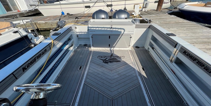 KingFisher 3025 Offshore