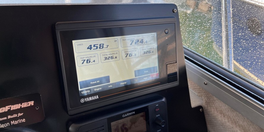 KingFisher 3025 Offshore