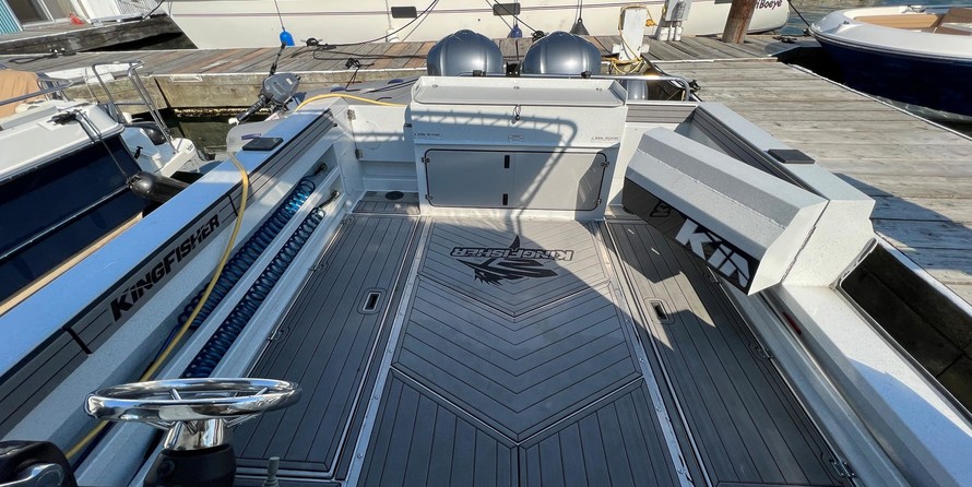 KingFisher 3025 Offshore