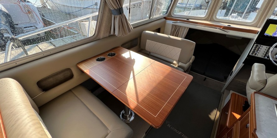 KingFisher 3025 Offshore