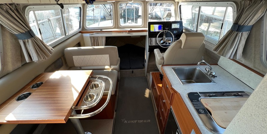 KingFisher 3025 Offshore