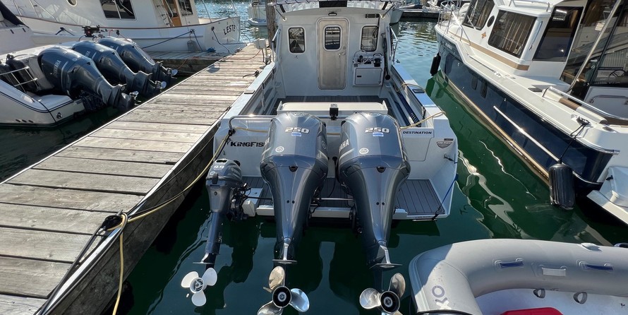 KingFisher 3025 Offshore