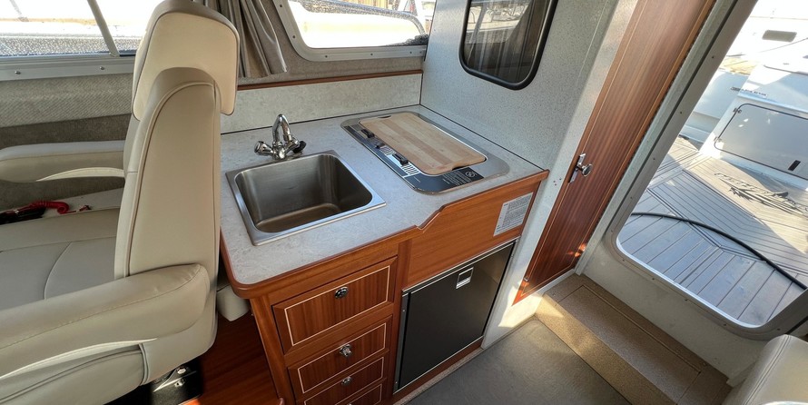 KingFisher 3025 Offshore