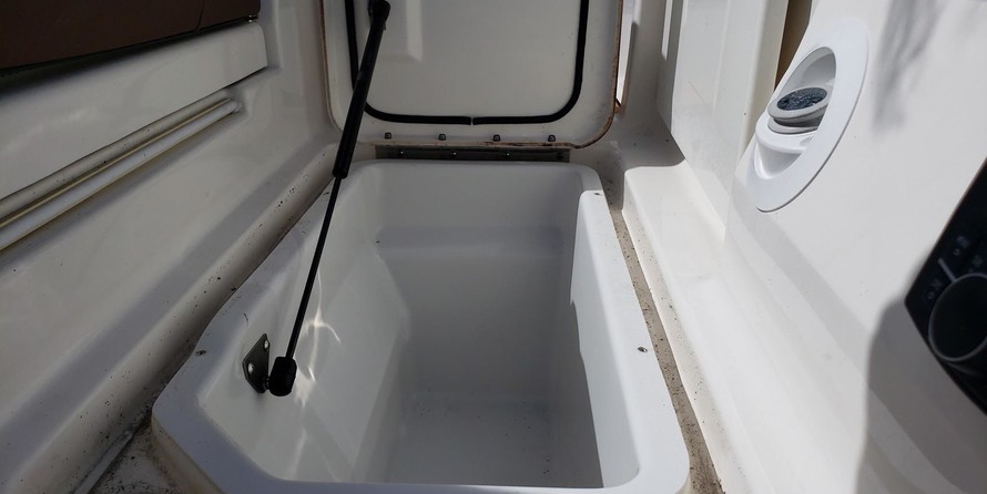 Sea Ray 270 SDX OB