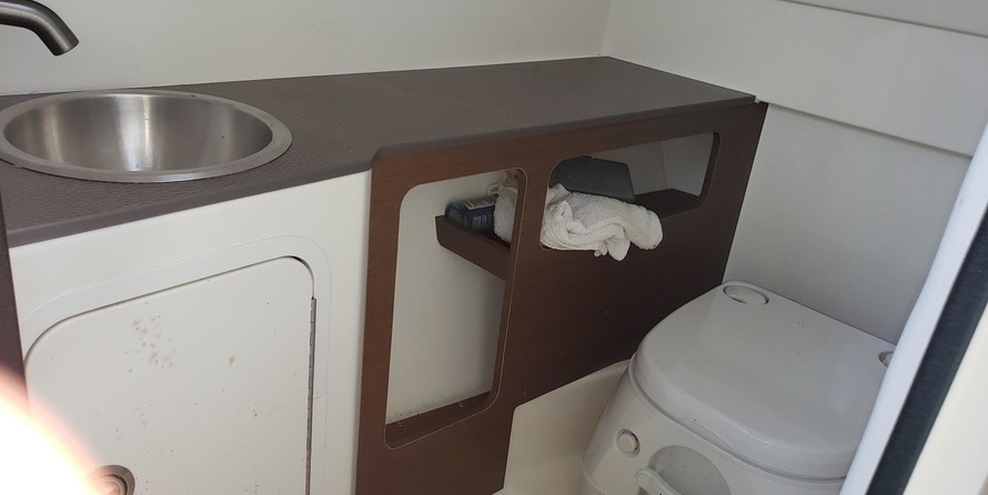 Sea Ray 270 SDX OB