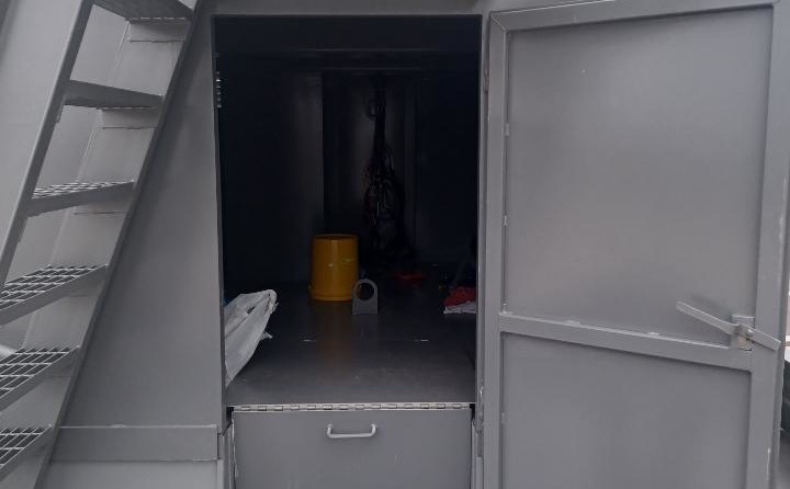 Scruton Marine 25 x 14 x 4 truckable tug