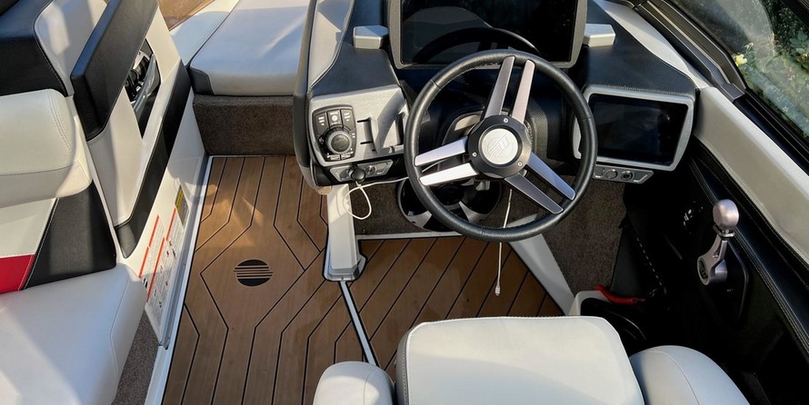 Malibu Wakesetter 22 VLX