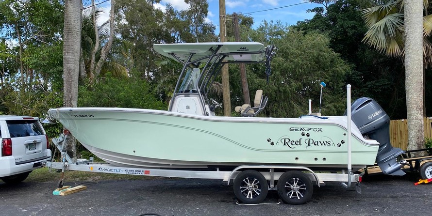 248 Sea Fox Commander