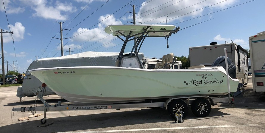 248 Sea Fox Commander