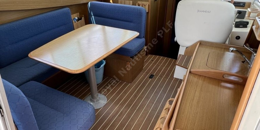 Jeanneau Merry Fisher 925