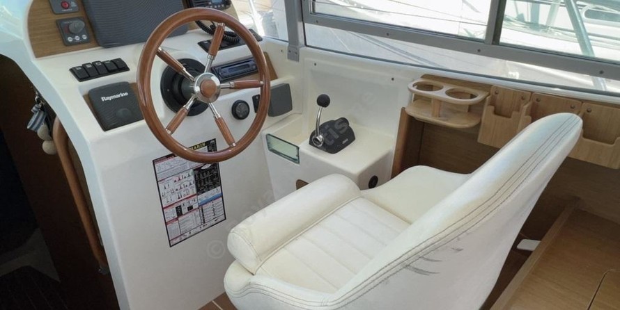 Jeanneau Merry Fisher 925