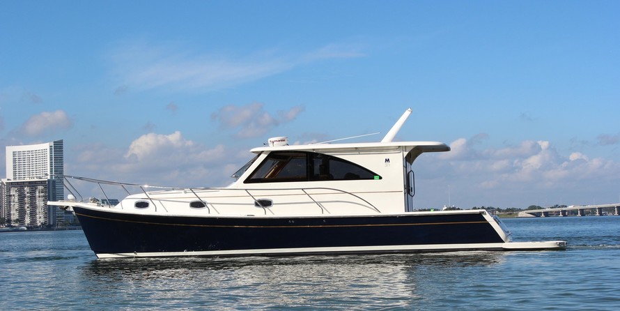 Broward 80 pilot house