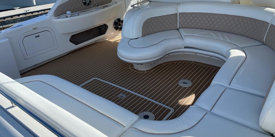 Sea Ray 450 Sundancer