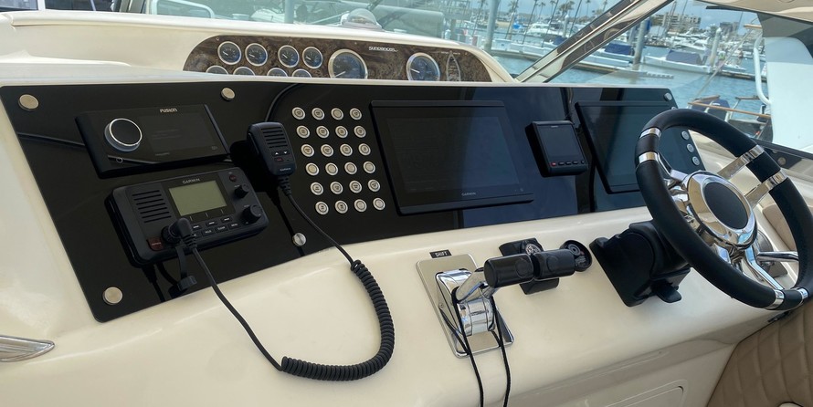 Sea Ray 450 Sundancer