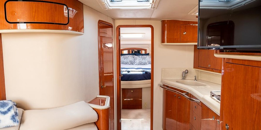 Sea Ray 450 Sundancer