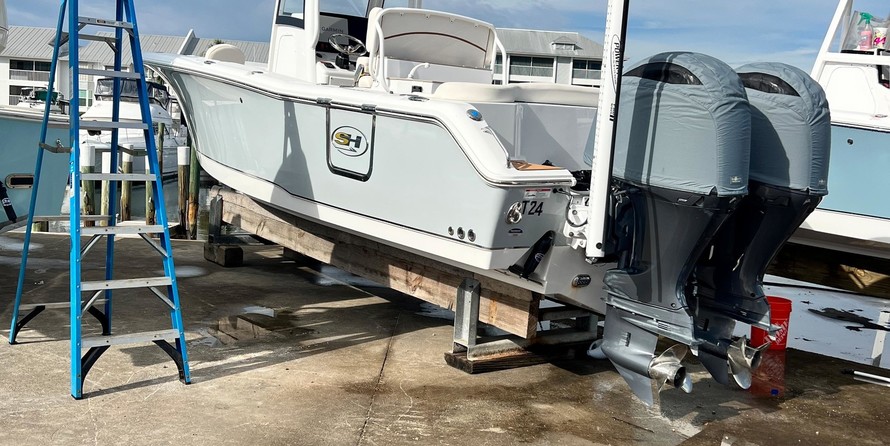 Sea Ray hunt ultra 211