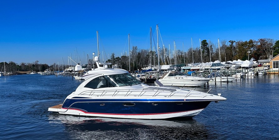 Formula 45 Yacht